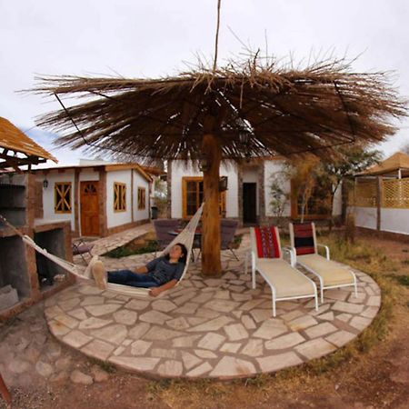 Cabana Media Luna San Pedro de Atacama Exterior photo